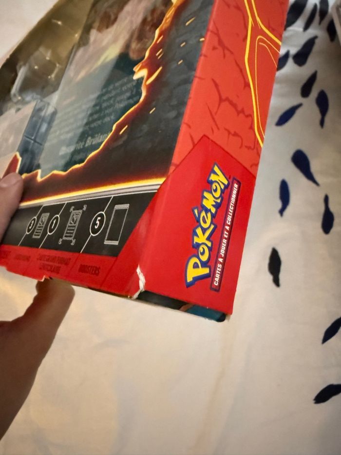 Pokémon - Coffret Dracaufeu EX Spécial Collection - complet scellé - photo numéro 3