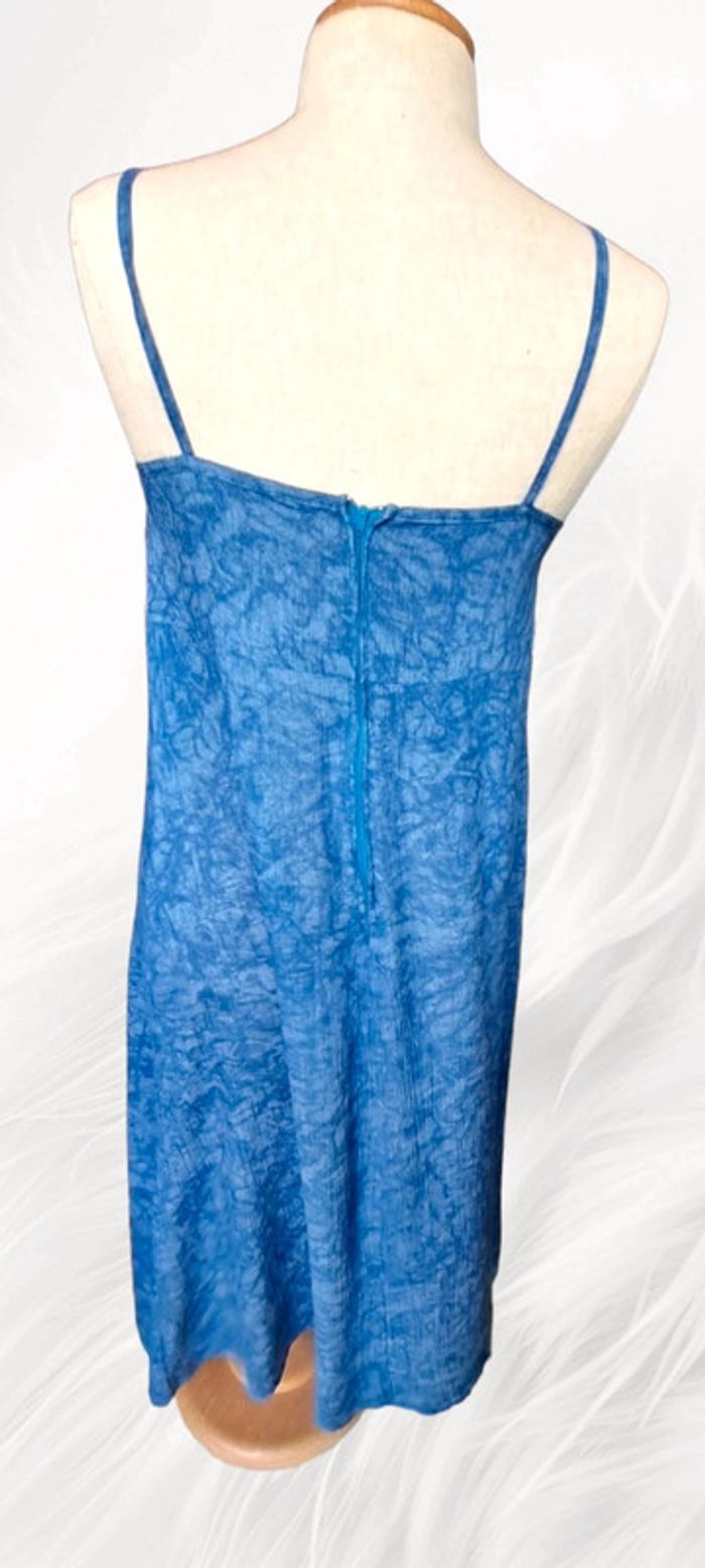 Robe d'été bleue légère à bretelles 40-42 - photo numéro 5