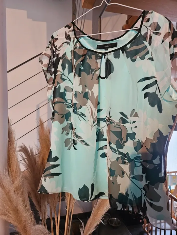Blouse T4 un jour ailleurs