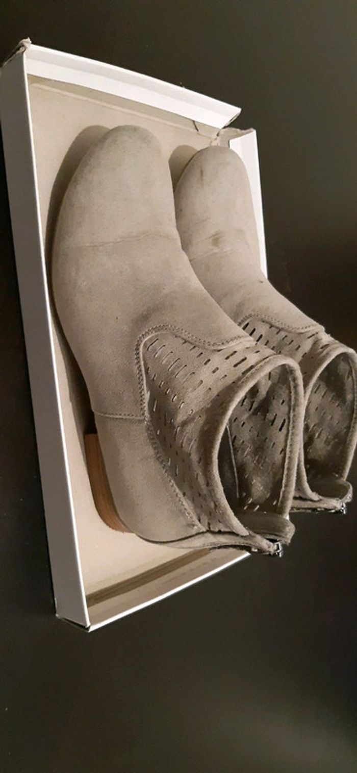 Chaussures grises femme - photo numéro 2