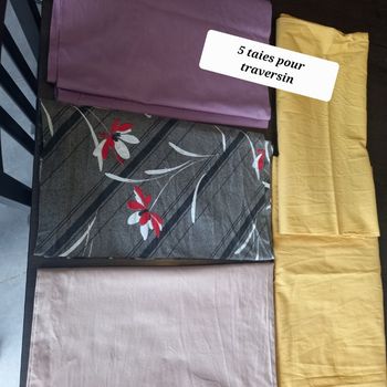 Lot de 5 taies de traversins