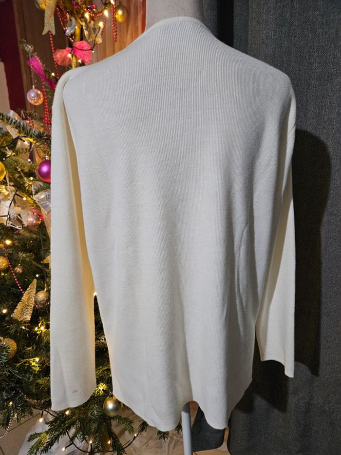 Pull blanc à strass - photo numéro 3