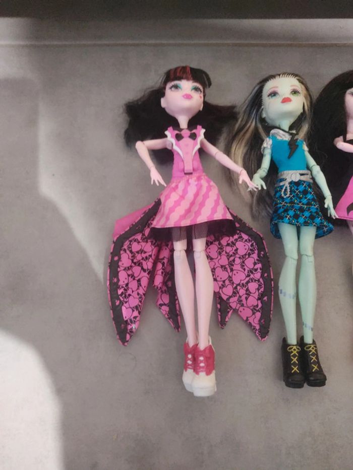 Lot de 4 poupées Monster high - photo numéro 2