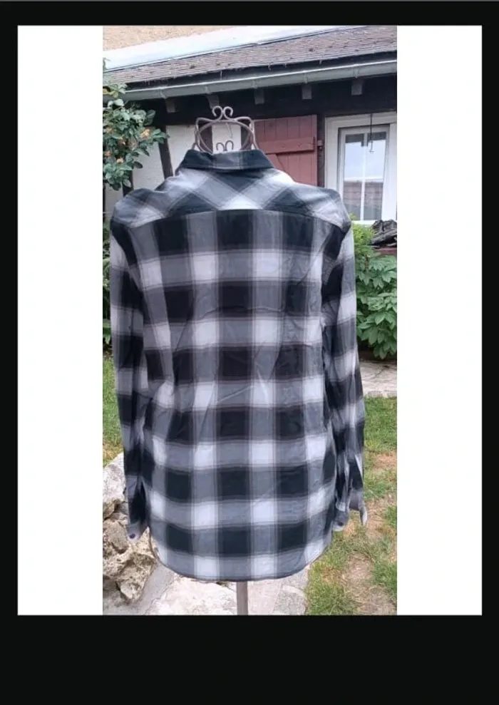 Chemise taille xl - photo numéro 2
