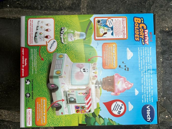 Super camion de glaces Jessie Tut tut  Cory bolides - photo numéro 2