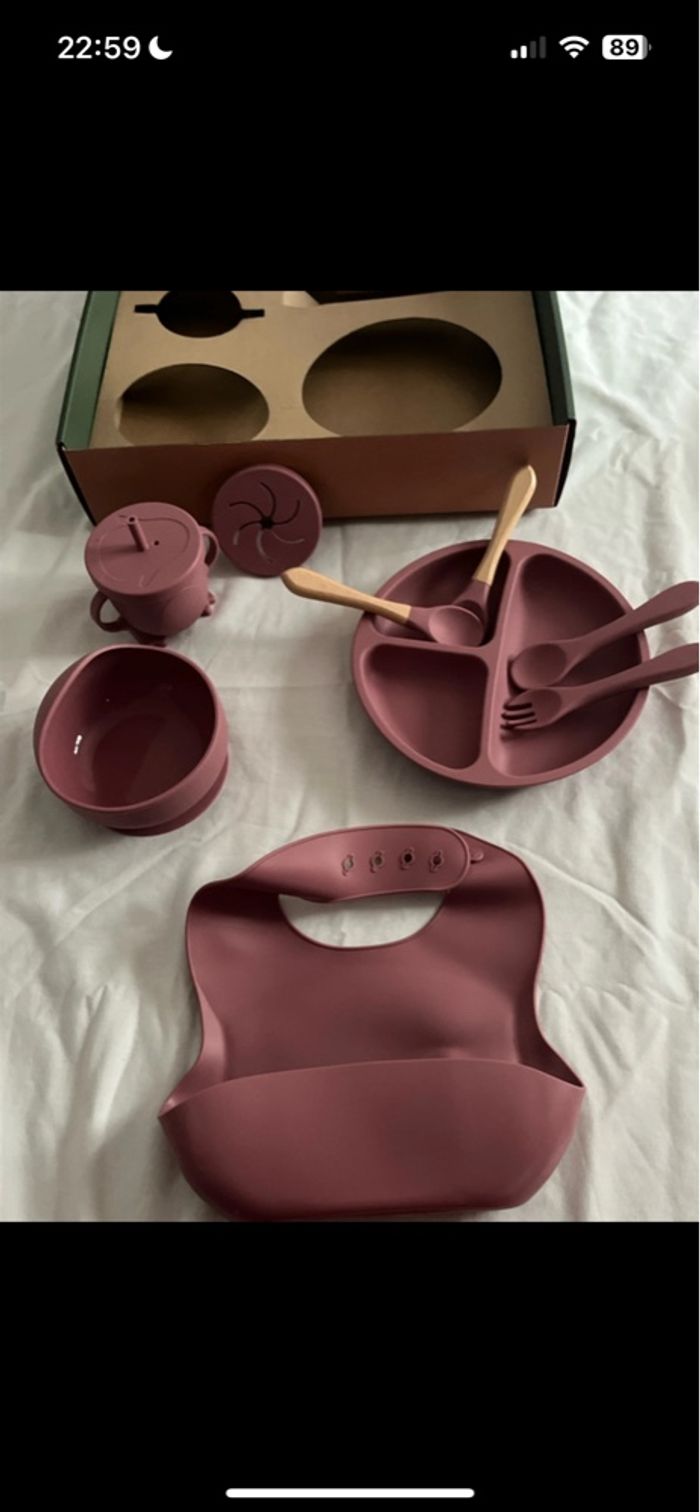 Set de repas en silicone rose pour enfant 10 pièces - photo numéro 3