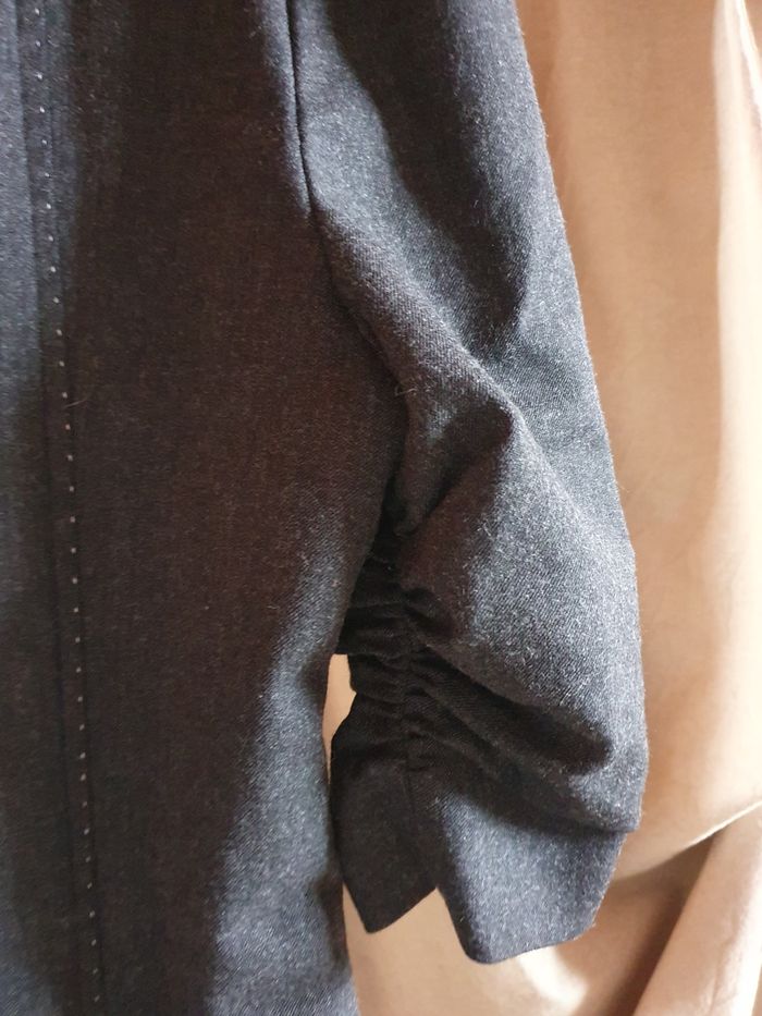 Jolie robe Caroll - photo numéro 4