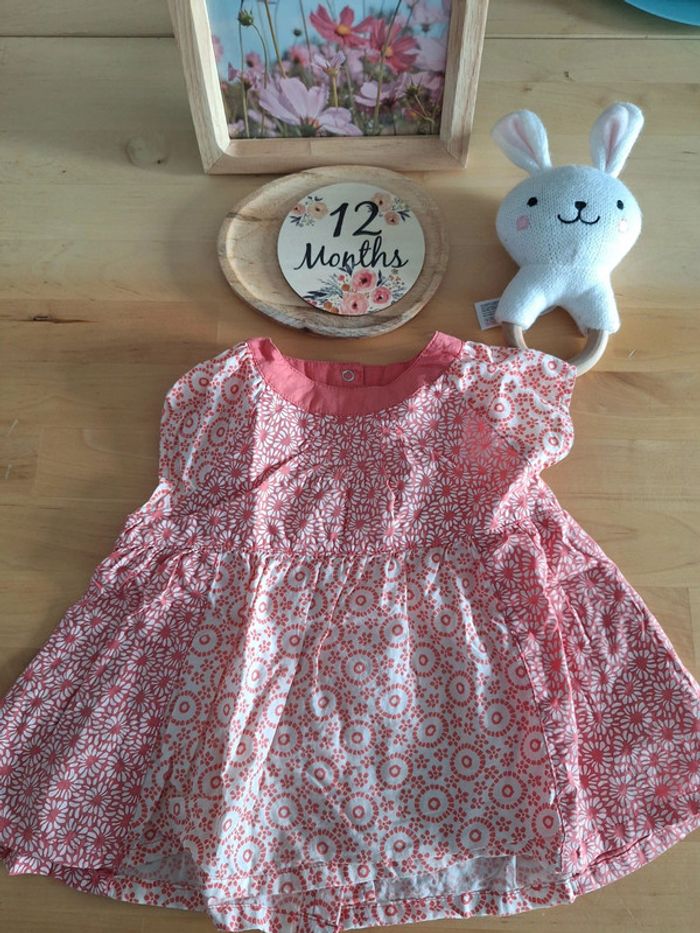 T-shirt manches courtes pour fille taille 12mois marque mini Adelie très bon état