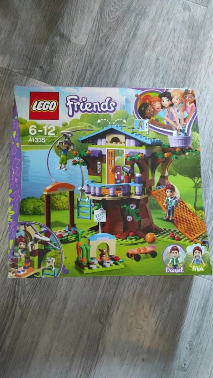 Set Lego Friends 41335 Mia's Tree House New in the box