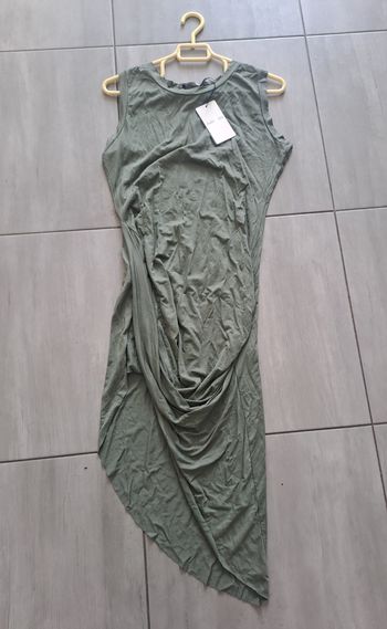 Robe Asymétrique neuve kaki Taille L/XL