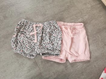 Lot shorts bébé fille 9/12 mois neuf