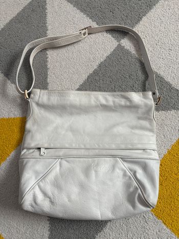 Sac à main en cuir synthétique vintage | Blanc | 32 X 30 cm