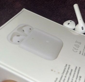 AirPod 2