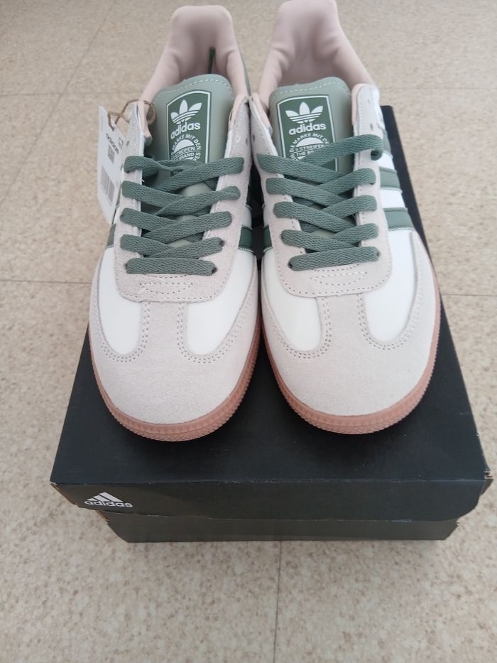 Chaussure Adidas - photo numéro 2