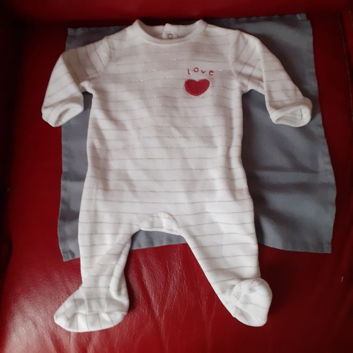 BB 3 mois Pyjama "Love" - photo numéro 6