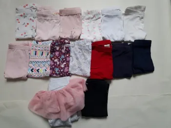 Lot 15 leggings fille 6 mois
