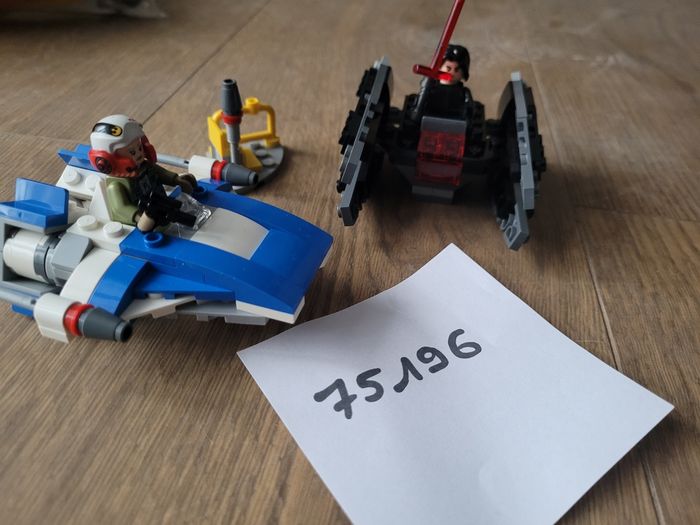 Lego Star Wars 75196 - photo numéro 2