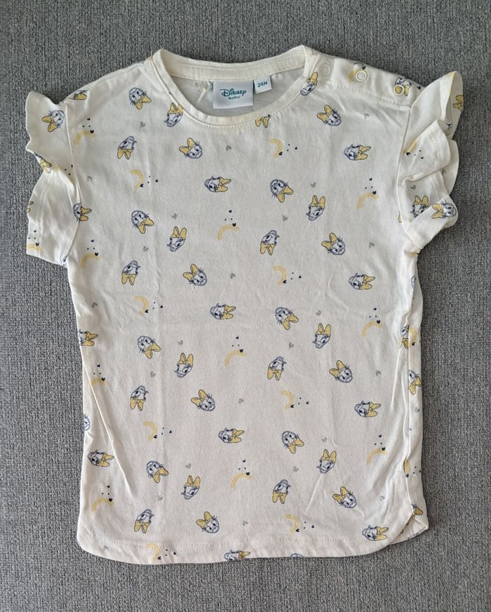 Tee-shirt Disney neuf 2ans