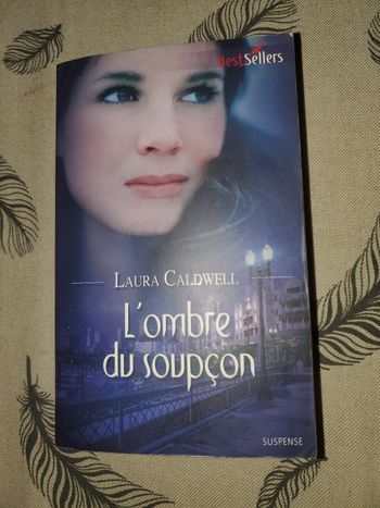Livre l'ombre du soupcon