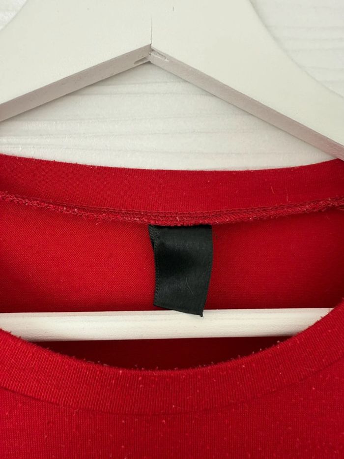 Haut t-shirt rouge oversize à nouer écritures blanches col rond manches courtes - photo numéro 7