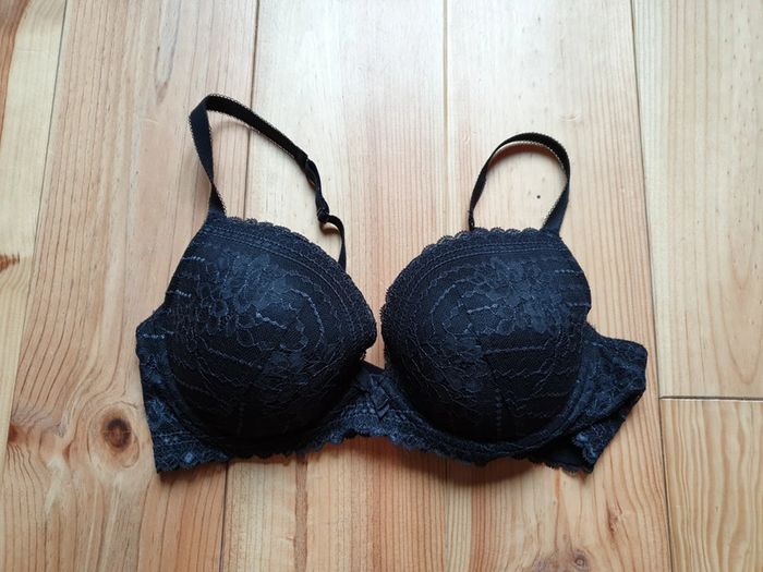 Soutien-gorge noir Etam 95D