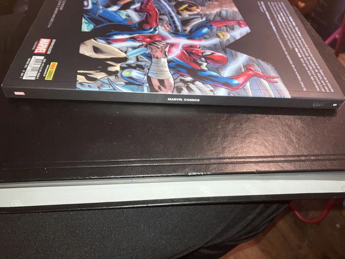 Marvel Comics N°05 (Variant - Tirage limité) - photo numéro 4