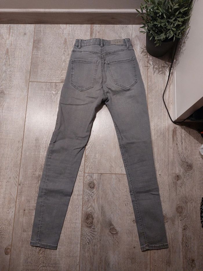 Jean taille haute Pull & Bear - photo numéro 4