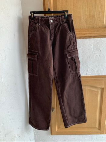 Jean cargo wide leg taille 32 = 12 ans