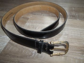 Ceinture fine cuir noir verni