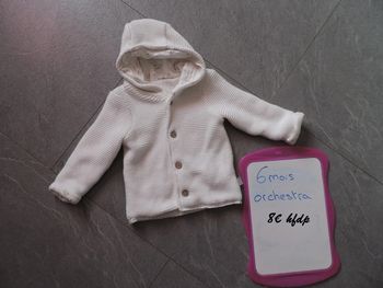 veste très chaude orchestra taille 6 mois jamais porté