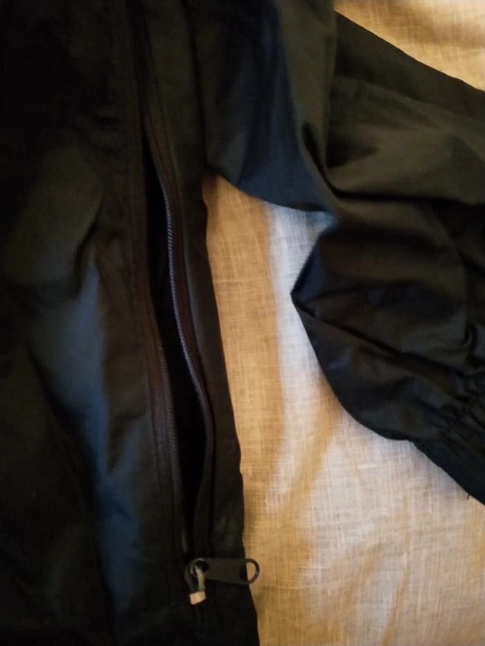 Veste de pluie in extenso - photo numéro 6
