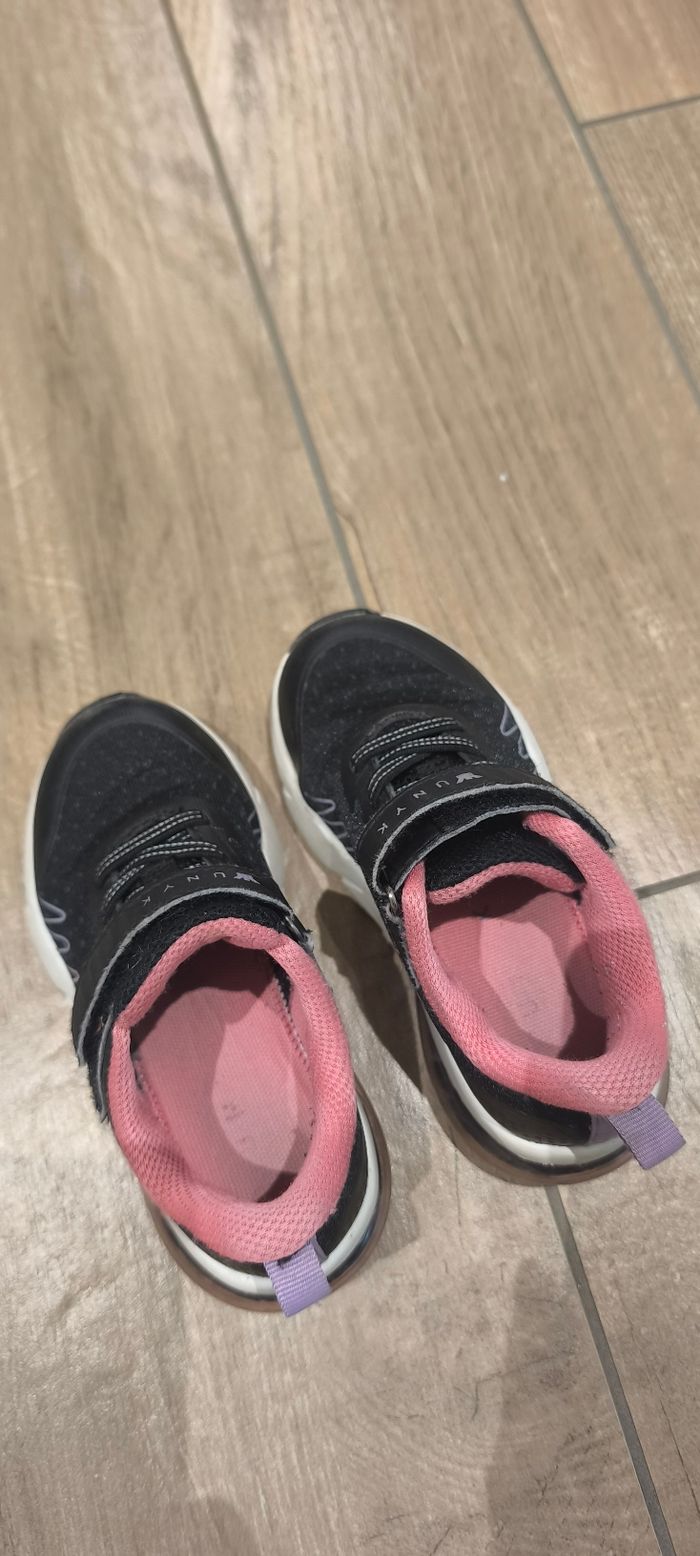 Baskets fille 26 - photo numéro 3