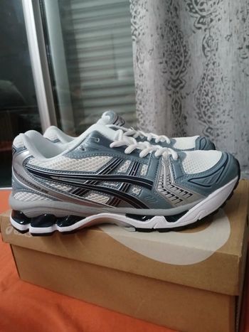 Asics Gel Kayano 14 Taille 42