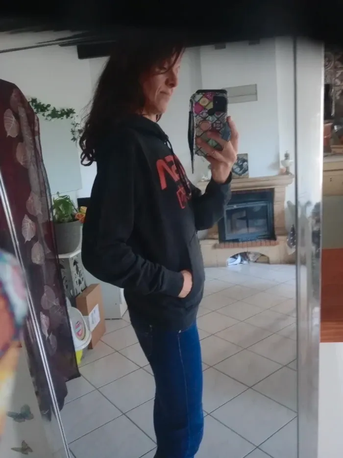 Sweat à capuche  s noir et rouge NASA c87 - photo numéro 3