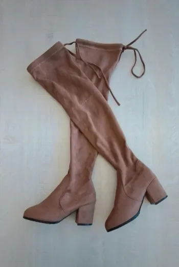 Cuissardes marron suédine - Neuves - Pointure 37 - talons 7cm