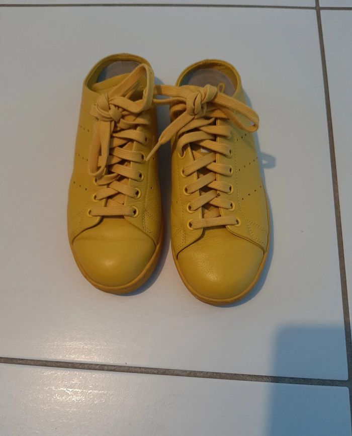 chaussures de tennis adidas jaune taille 39.5