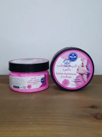 2 crèmes hydratantes à la rose 2x100g