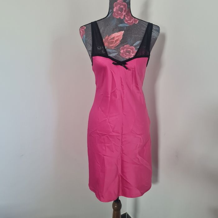 Nuisette rose satinée