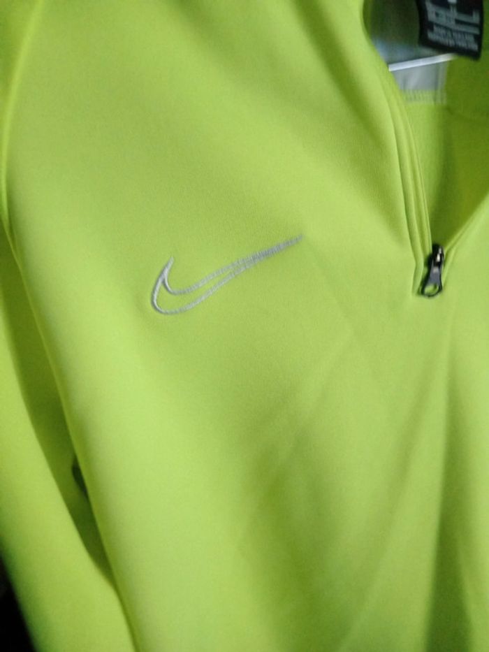 Haut nike 15/16 ans - photo numéro 4