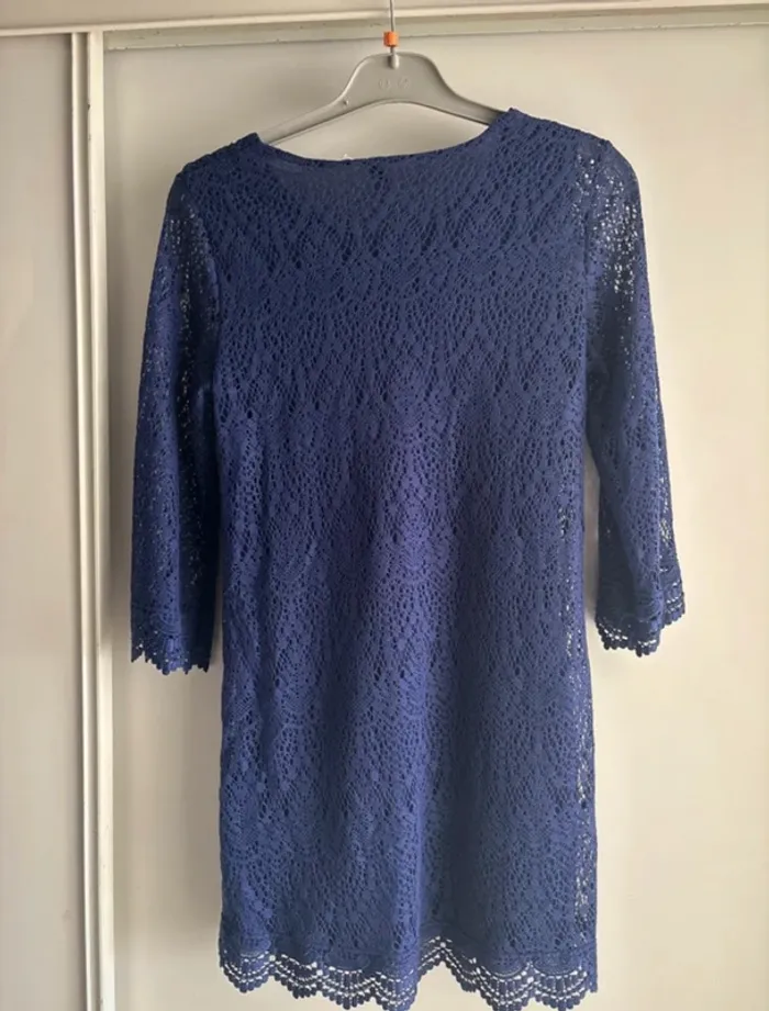 Robe élégante en dentelle taille : 36 📸 - photo numéro 6