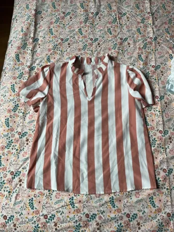 TEE shirt