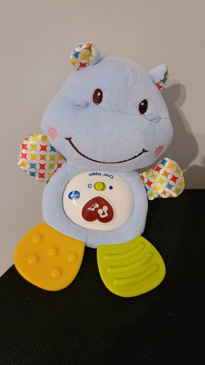 VTech  HIPO Jouet en Peluche pour bébé avec des Phrases, des chansons et des mélodies Bleu