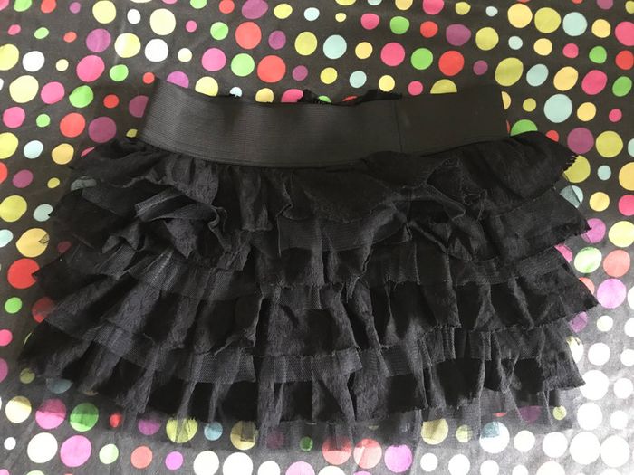 Jupe courte volantée