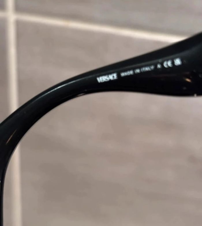 Versace Lunettes de soleil Versace VE 4438B GB1/87 black polarisé - photo numéro 8