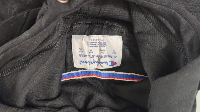 Vêtement Homme Sweatshirts Sweats pull à capuche noir Champion Authentic taille XL #Retrostreet - photo numéro 5