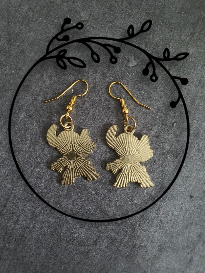 💙 boucles d'oreilles Stitch 💙 - photo numéro 3