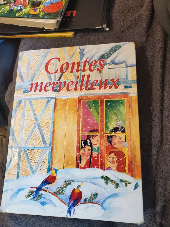 Livre contes merveilleux