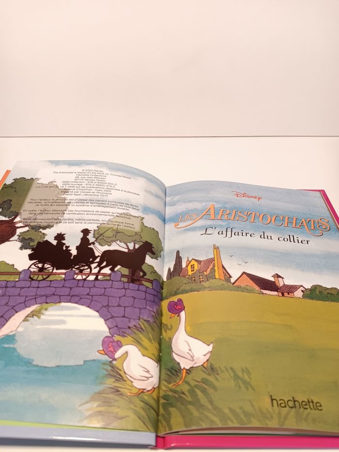 Livre Disney club du livre Les aristochats l'affaire du collier - photo numéro 4