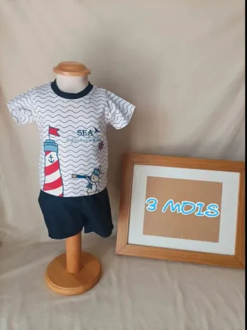 Ensemble tee-shirt manches courtes et short style marin garçon 3 mois