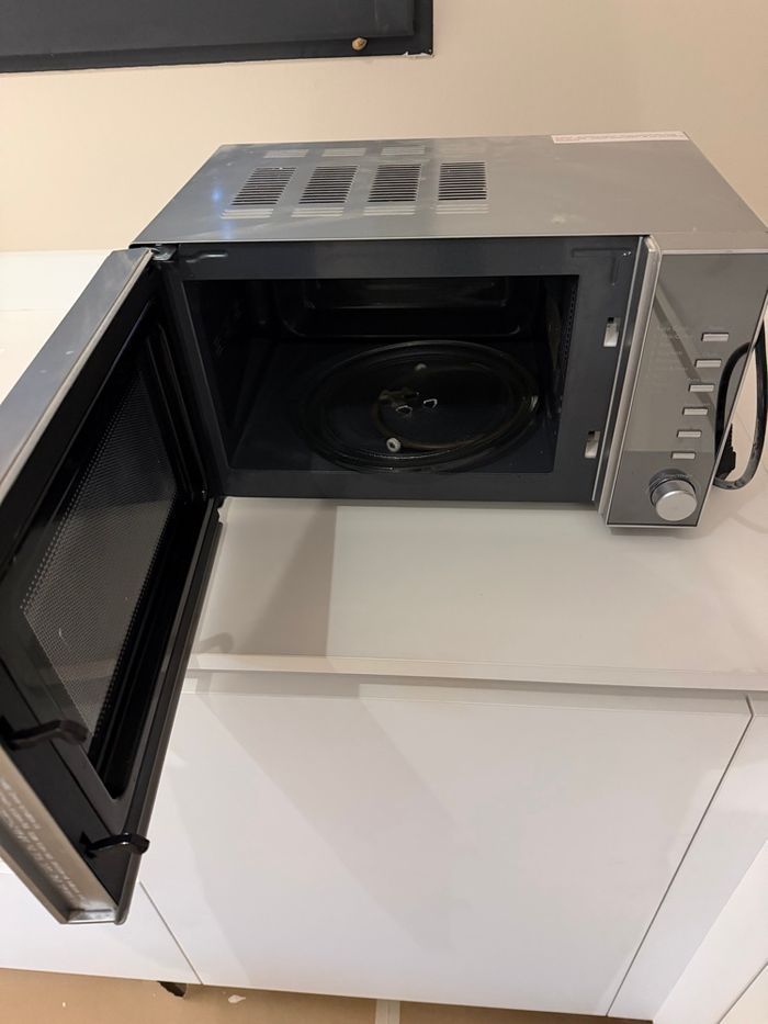 Micro onde h Koenig - photo numéro 4